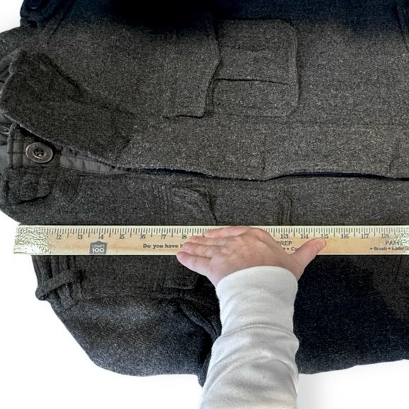 Abercrombie & Fitch Felt Field Jacket - Picture 15 of 16